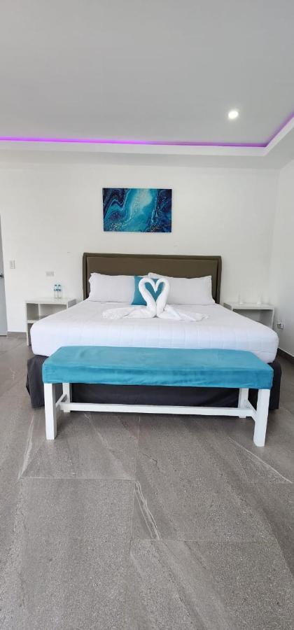 The Views Resort 埃尔蒙特 外观 照片