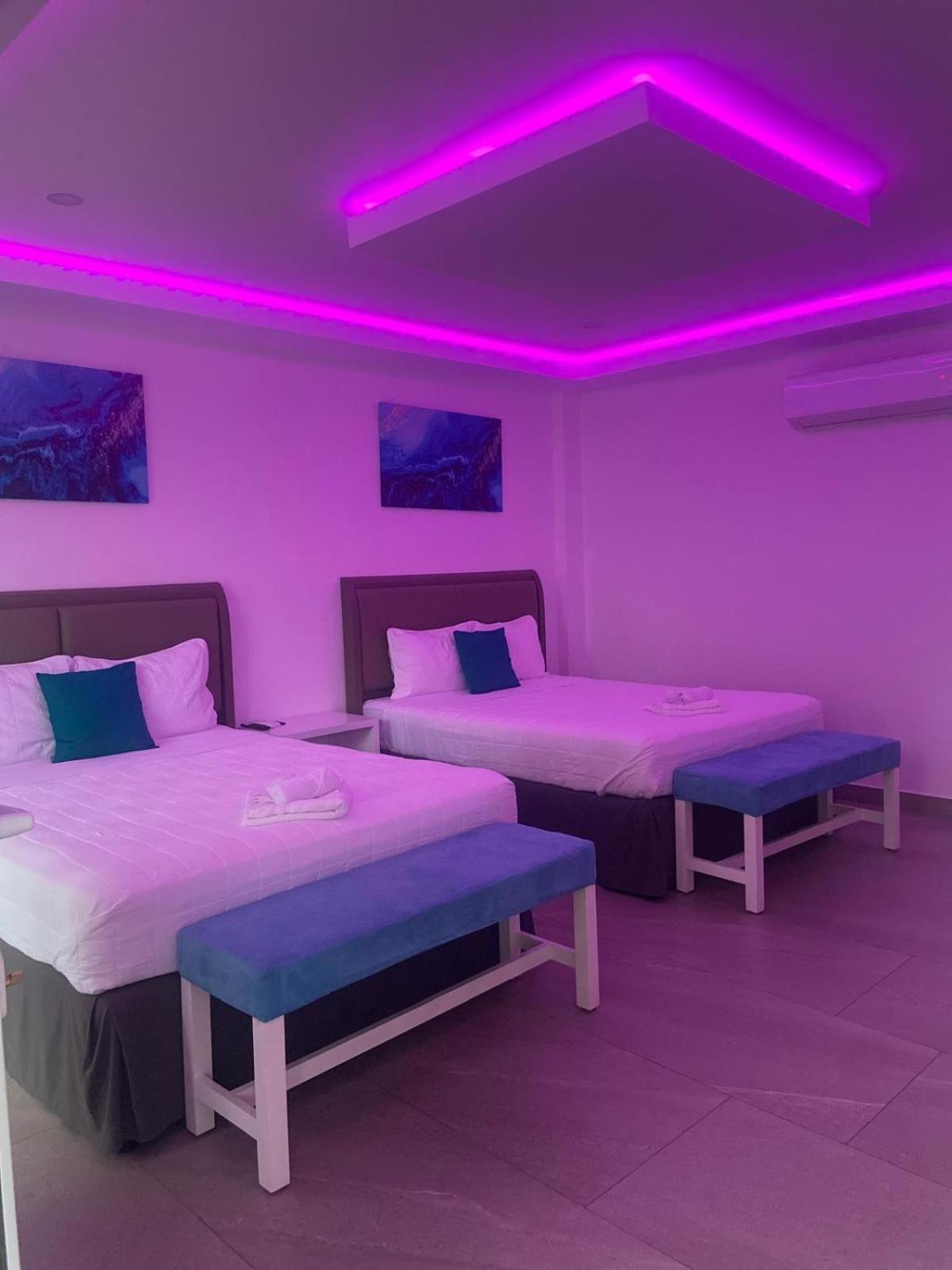 The Views Resort 埃尔蒙特 外观 照片